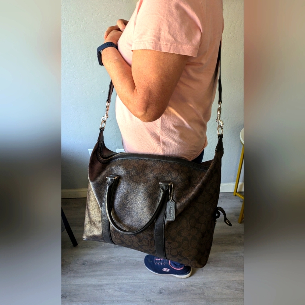Coach Luggage Signature Canvas Brown Leather.